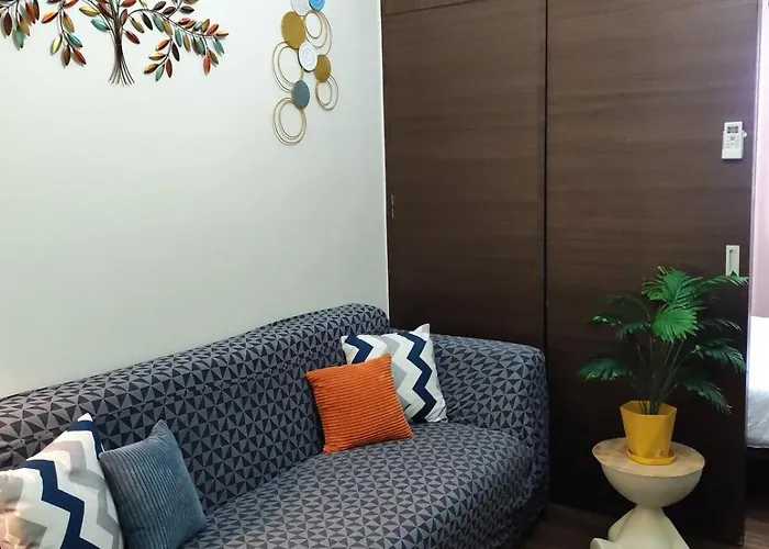 D - Saimun's Hideaway At Air Residences I Makati Apartment *