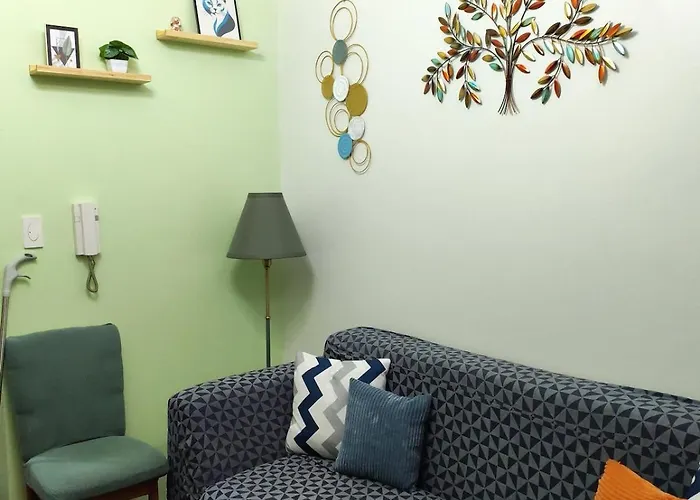 Apartment D - Saimun's Hideaway At Air Residences I Makati