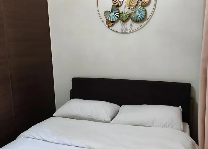 Apartment D - Saimun's Hideaway At Air Residences I Makati Manila