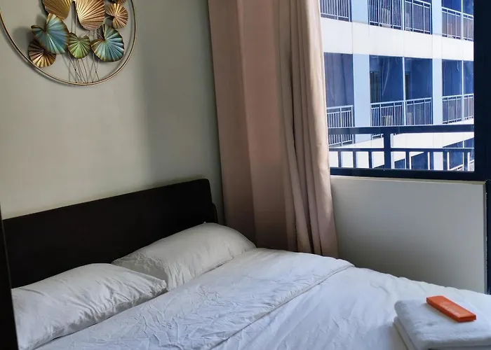 D - Saimun's Hideaway At Air Residences I Makati *